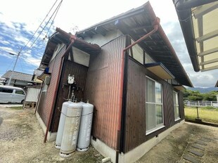 滝の宮町11-12貸家の物件外観写真